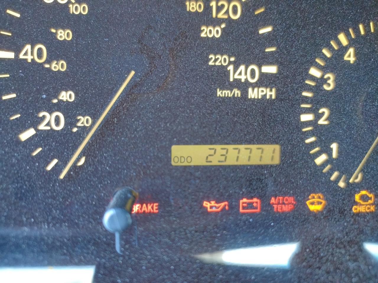 Photo 8 from auction – 2001 LEXUS RX 300 with VIN JTJGF10U210089574