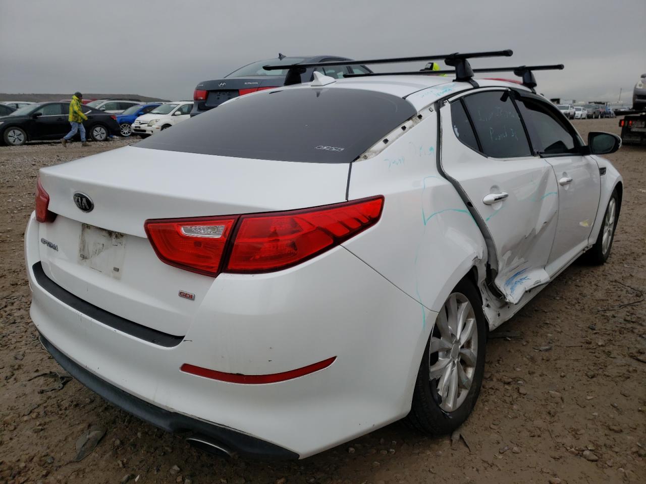 Photo 4 from auction – 2014 KIA OPTIMA LX with VIN 5XXGM4A73EG350413