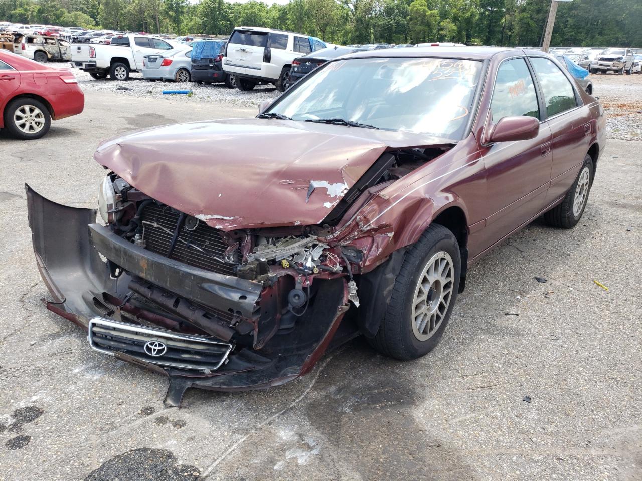 Photo 2 from auction – 2000 TOYOTA CAMRY CE with VIN 4T1BG22K9YU982030