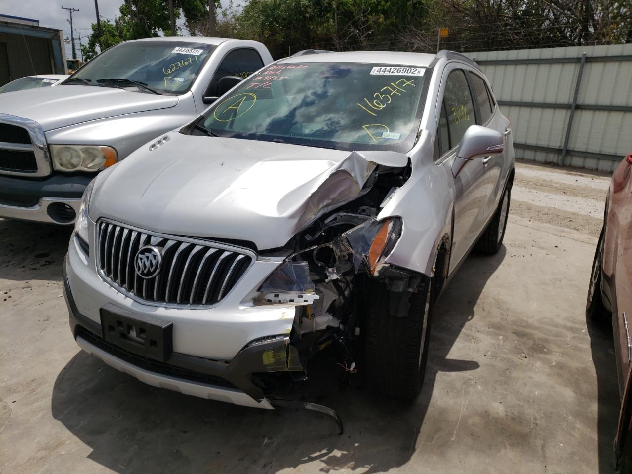 Photo 2 from auction – 2015 BUICK ENCORE with VIN KL4CJASB5FB163717