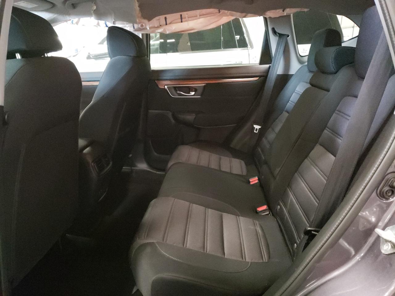 Photo 6 from auction – 2018 HONDA CR-V EX with VIN 7FARW2H58JE082262