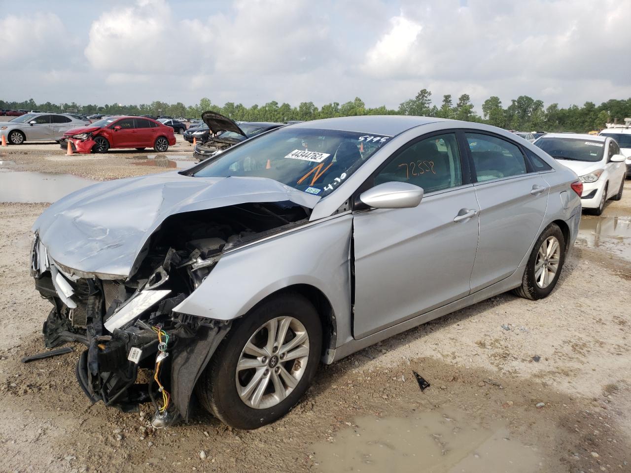 Photo 2 from auction – 2013 HYUNDAI SONATA GLS with VIN 5NPEB4AC3DH675995
