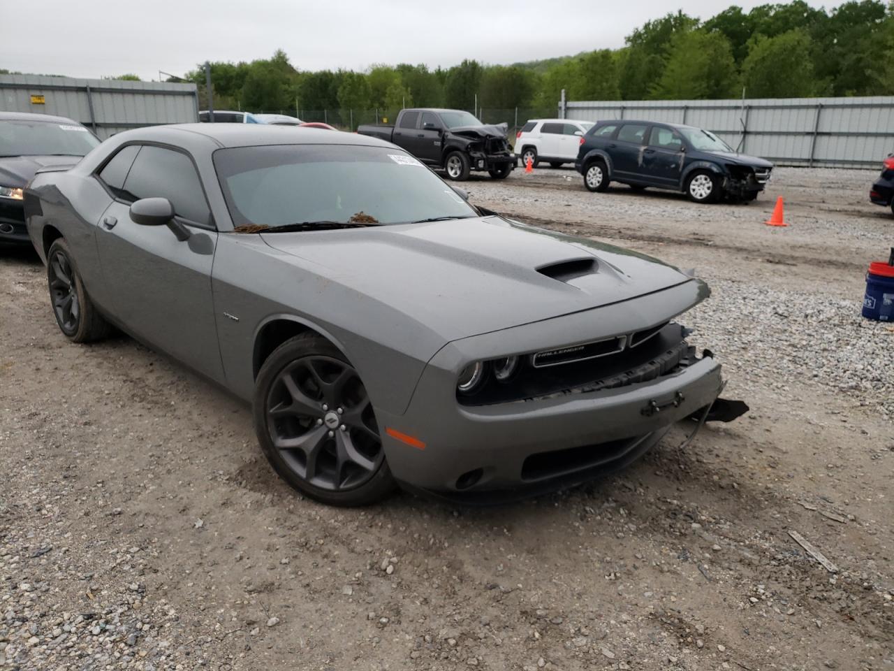 DODGE CHALLENGER 2019 with VIN 2C3CDZBT7KH705295 - Photo from auction