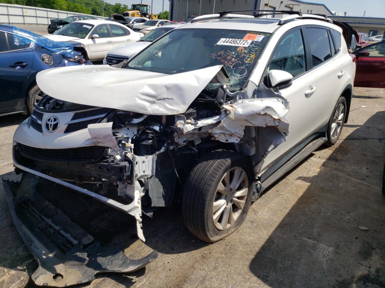 Photo 2 from auction – 2013 TOYOTA RAV4 LIMIT with VIN 2T3DFREV8DW050252