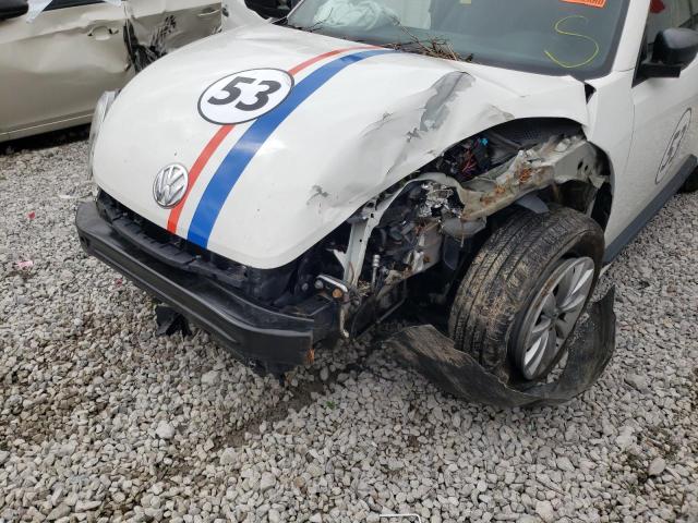 Photo 9 from auction – 2014 VOLKSWAGEN BEETLE with VIN 3VWFP7AT0EM601322
