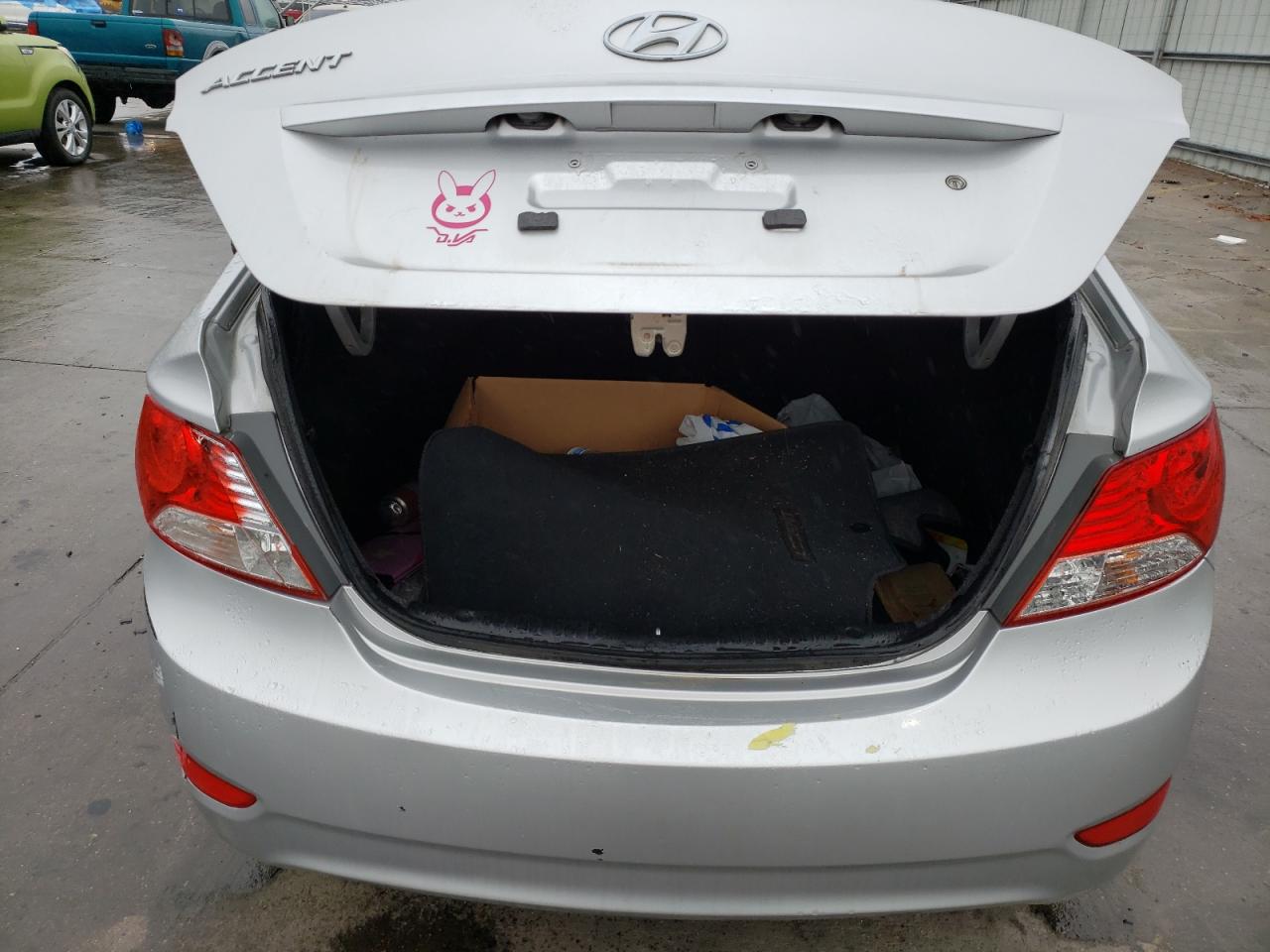Photo 9 from auction – 2012 HYUNDAI ACCENT GLS with VIN KMHCT4AE2CU253349