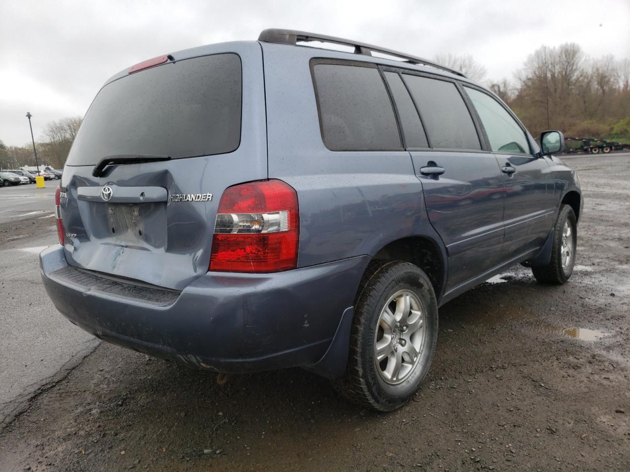 Photo 4 from auction – 2005 TOYOTA HIGHLANDER with VIN JTEHD21A050035683