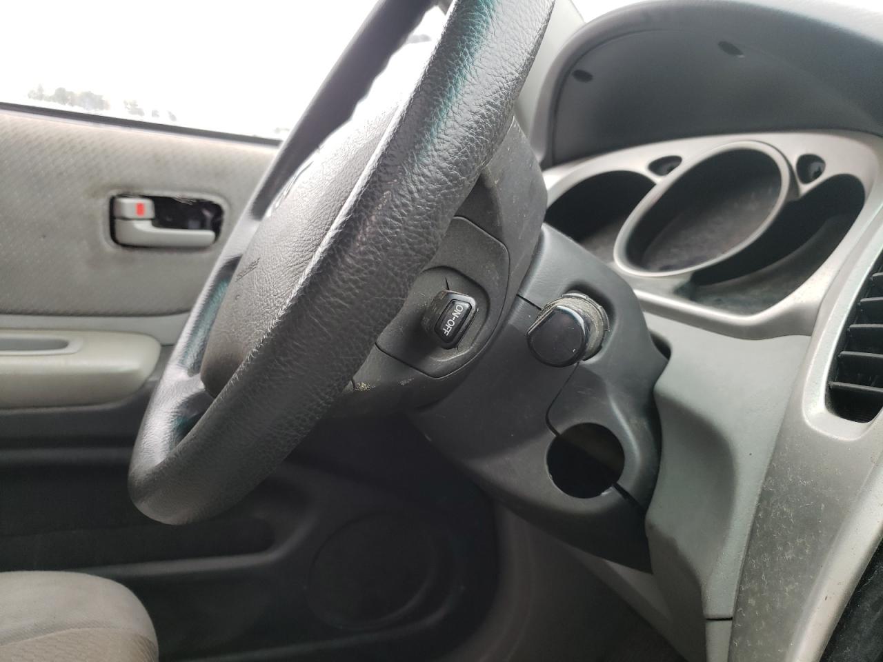 Photo 9 from auction – 2005 TOYOTA HIGHLANDER with VIN JTEHD21A050035683