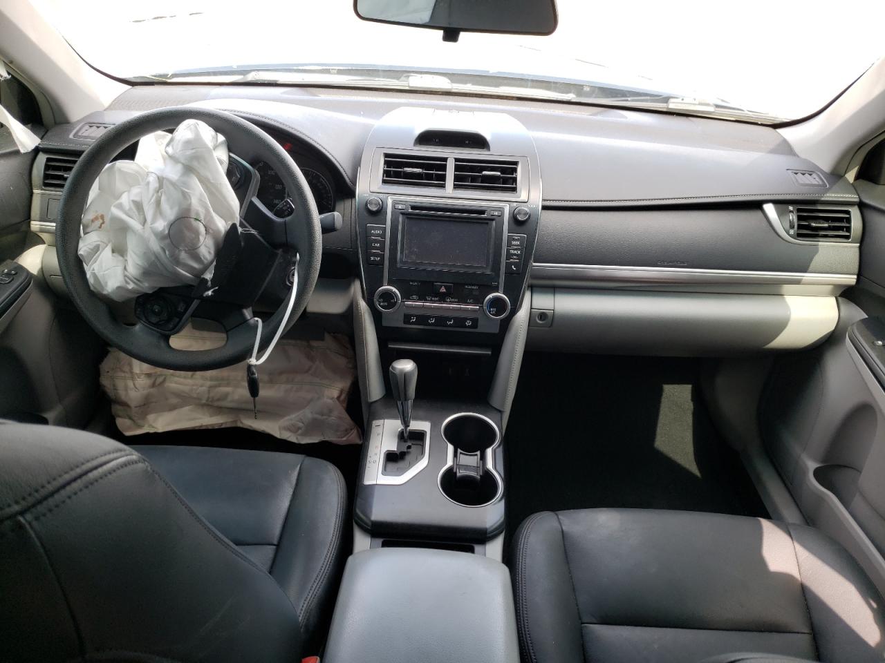 Photo 9 from auction – 2014 TOYOTA CAMRY L with VIN 4T4BF1FK5ER435233