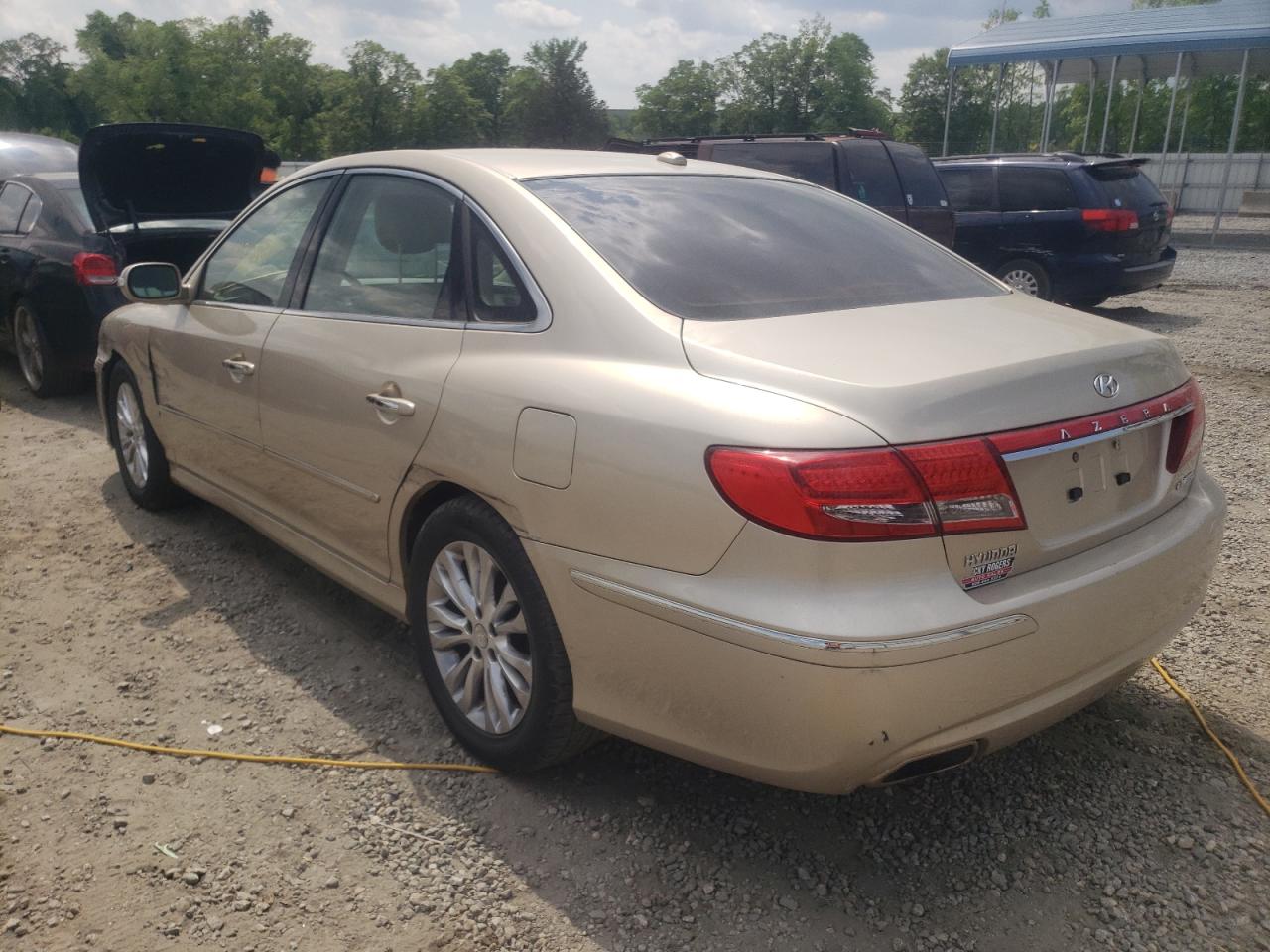 Photo 3 from auction – 2011 HYUNDAI AZERA GLS with VIN KMHFC4DF4BA525935