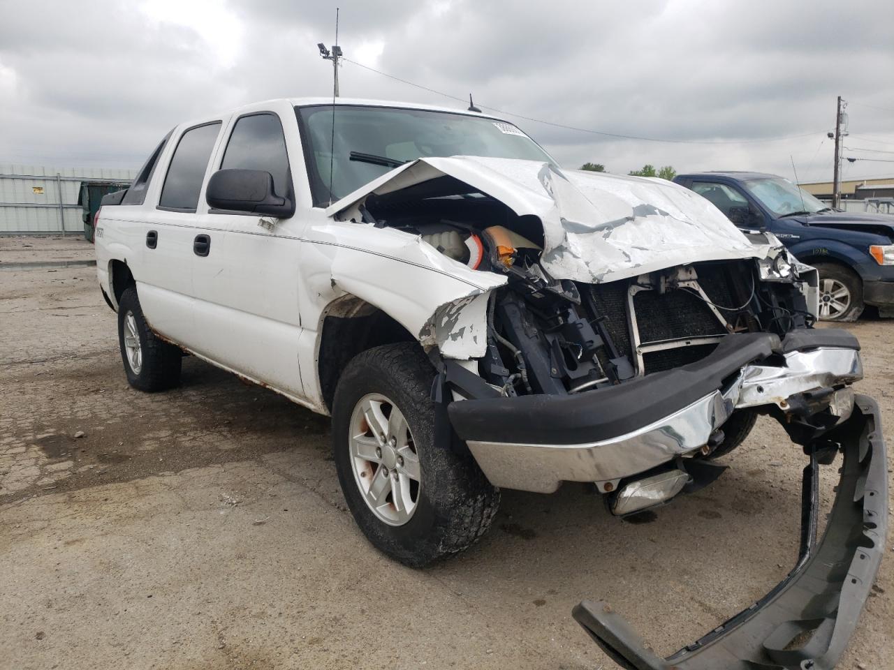CHEVROLET AVALANCHE 2005 with VIN 3GNEK12Z55G211478 - Photo from auction