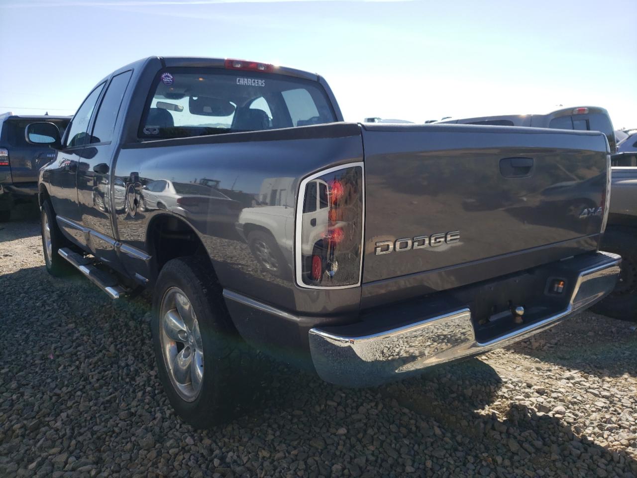 Photo 3 from auction – 2003 DODGE RAM 1500 with VIN 1D7HU18N03S330197