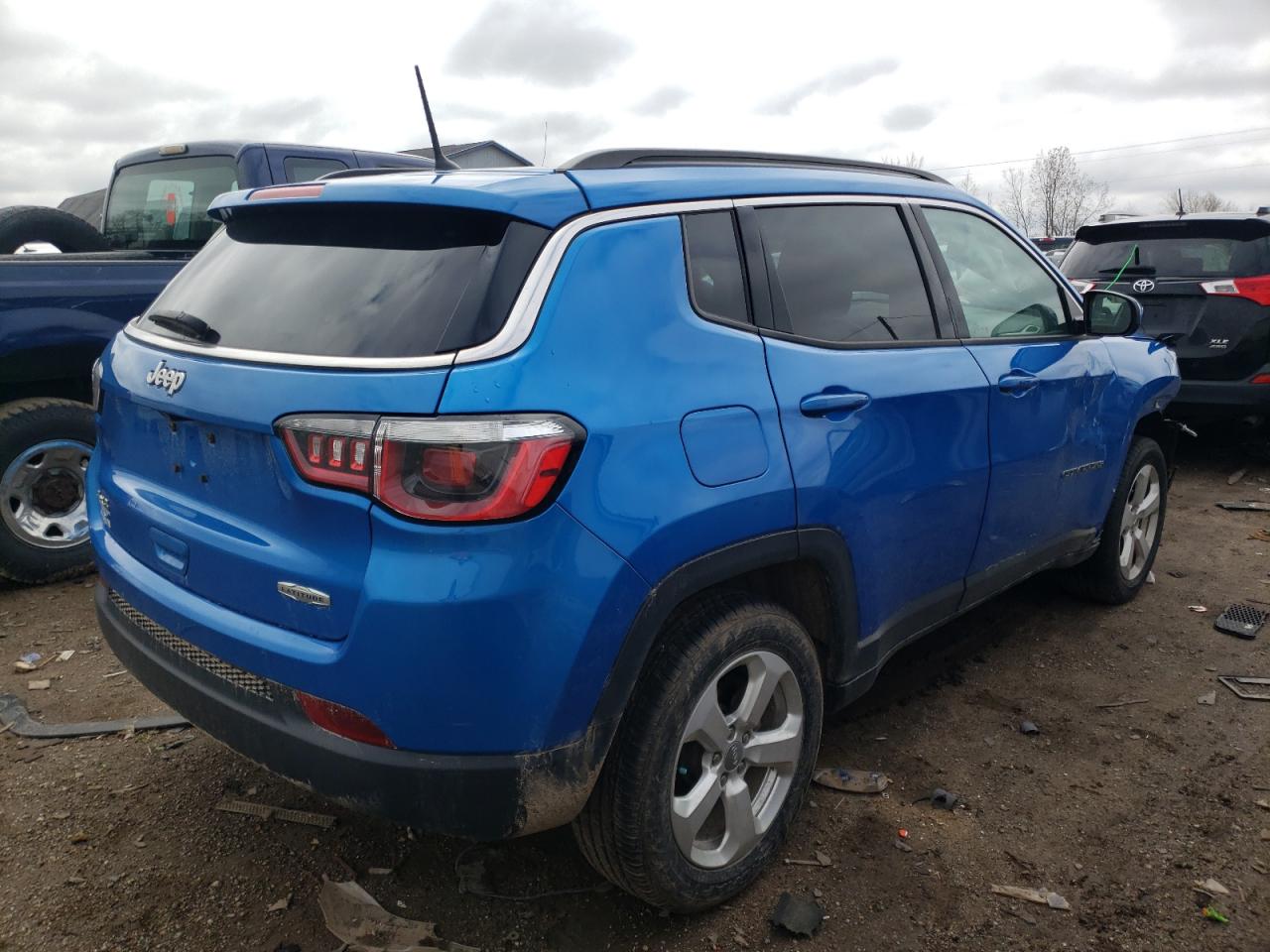 Photo 4 from auction – 2017 JEEP COMPASS LA with VIN 3C4NJDBB5HT692764