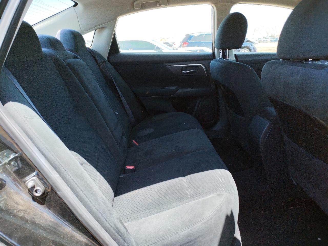 Photo 6 from auction – 2015 NISSAN ALTIMA 2.5 with VIN 1N4AL3AP5FC100701