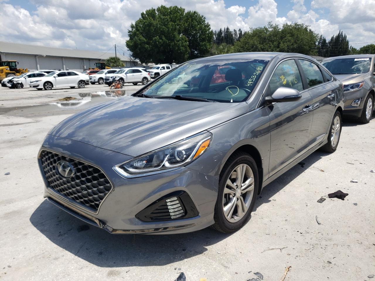 Photo 2 from auction – 2019 HYUNDAI SONATA LIM with VIN 5NPE34AF6KH732968