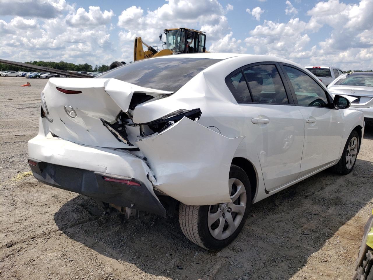 صورة رقم 4 من المزاد - 2011 MAZDA 3 I مع VIN JM1BL1UF9B1417232