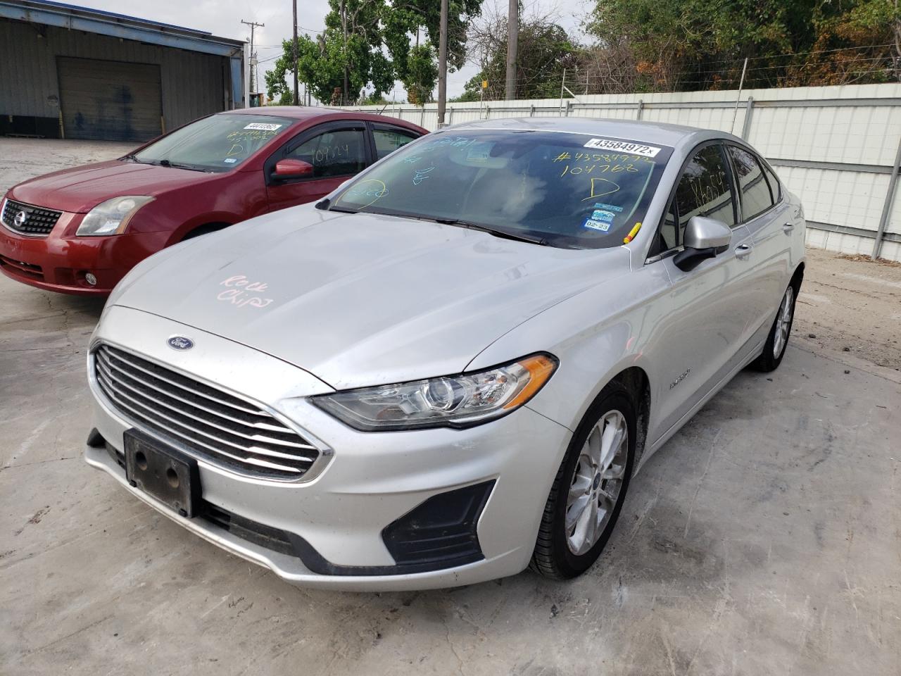 Photo 2 from auction – 2019 FORD FUSION SE with VIN 3FA6P0LU3KR104768