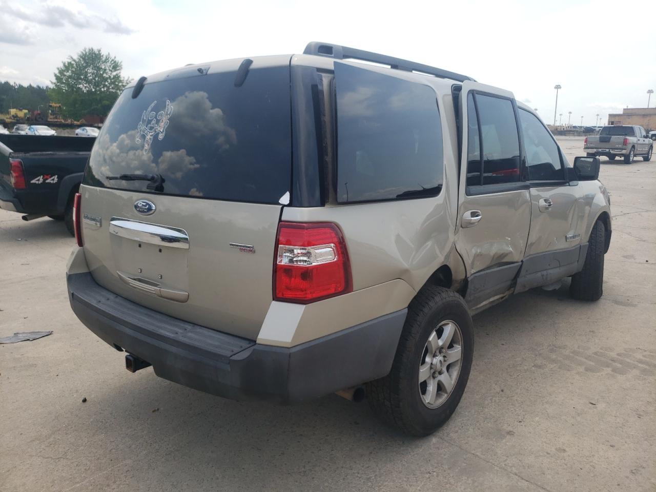 Photo 4 from auction – 2007 FORD EXPEDITION with VIN 1FMFU15567LA26308