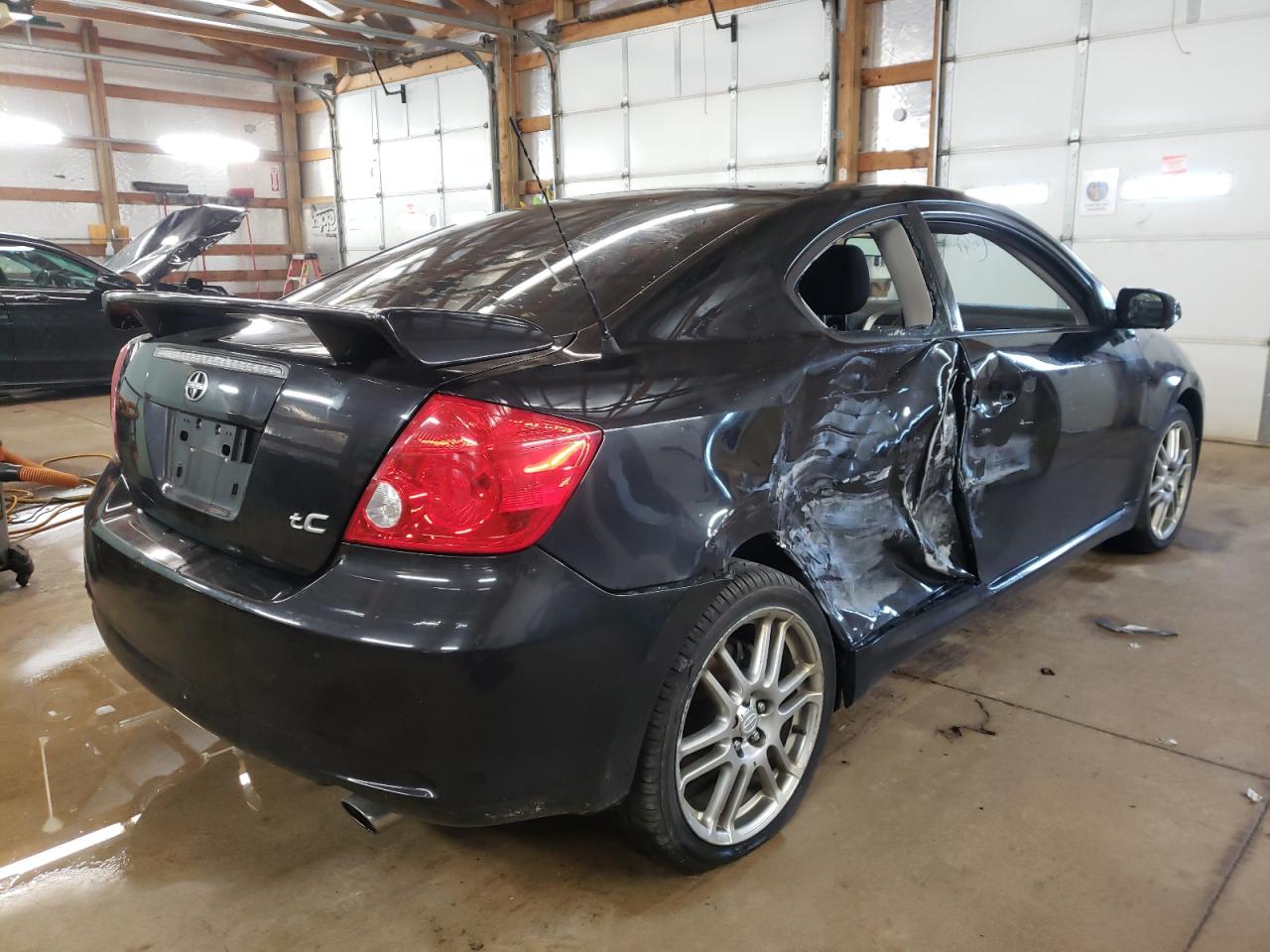 Photo 4 from auction – 2006 TOYOTA SCION TC with VIN JTKDE177960109313