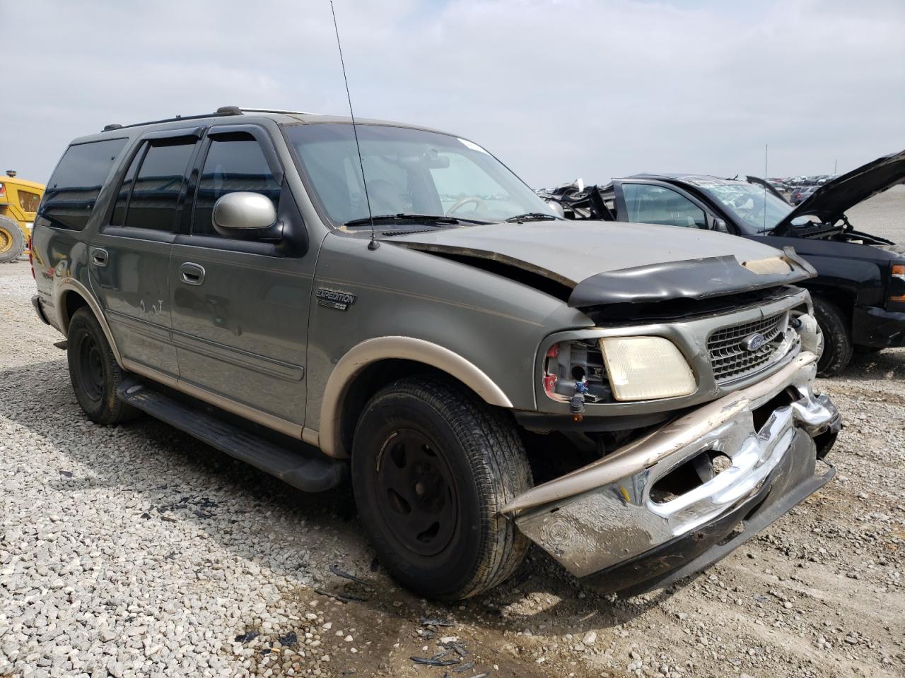 FORD EXPEDITION 1999 with VIN 1FMRU17L0XLB37588 - Photo from auction