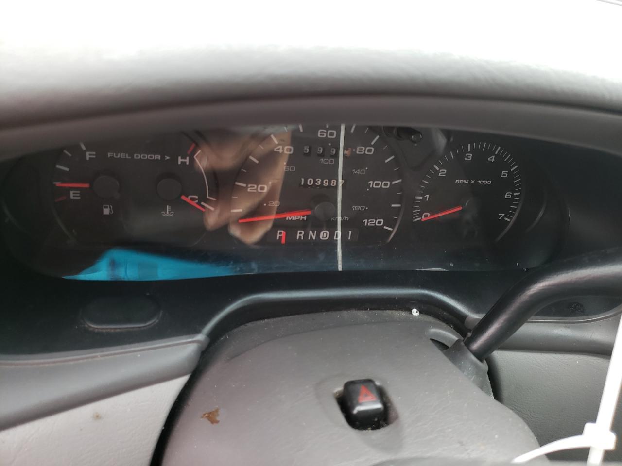 Photo 8 from auction – 2003 FORD TAURUS SES with VIN 1FAFP55U13G126576