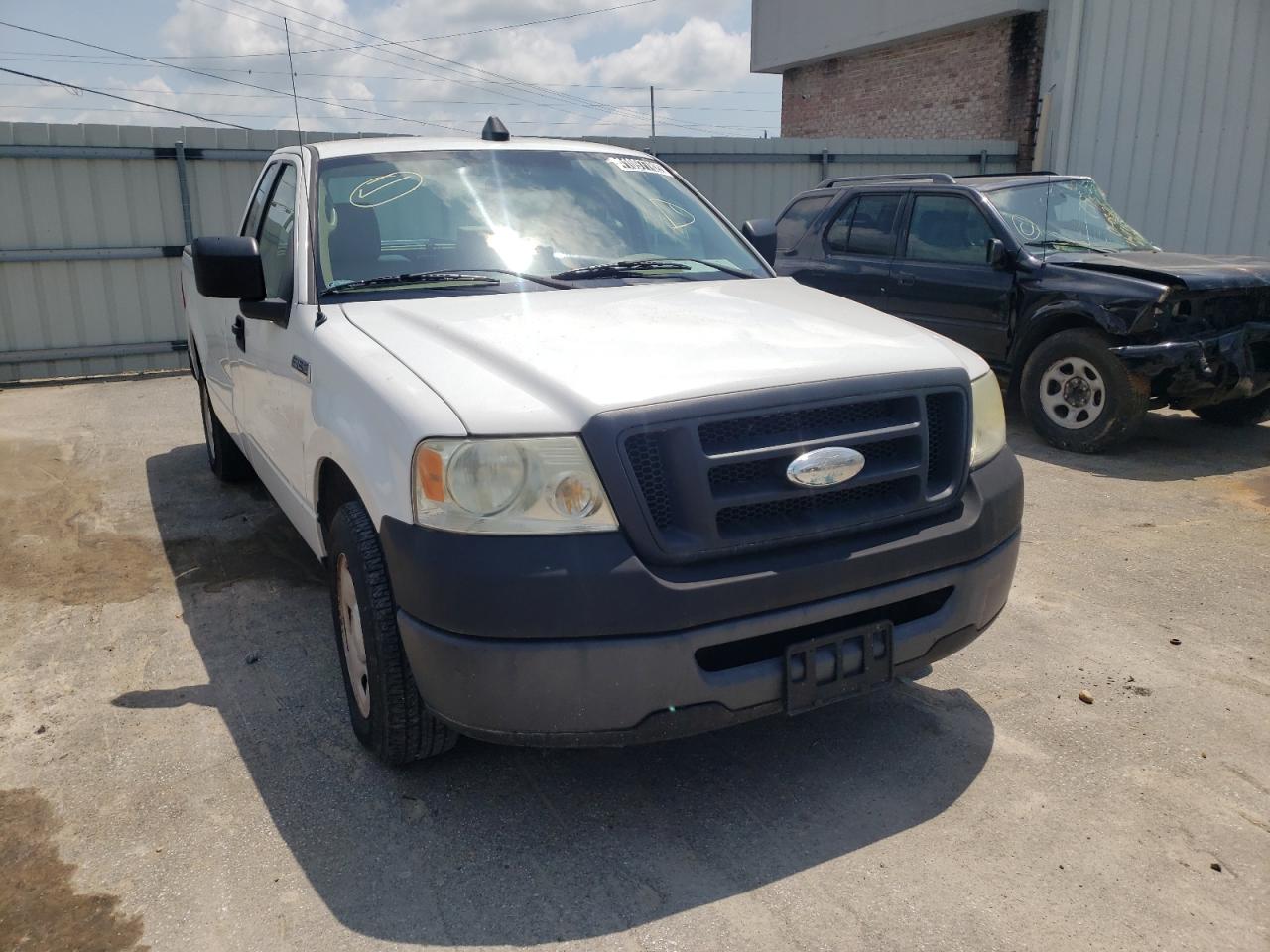 صورة رقم 1 من المزاد - 2008 FORD F150 مع VIN 1FTRF12258KC88124