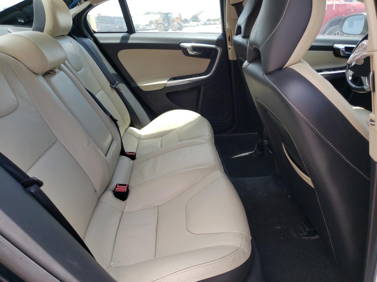 Photo 16 from auction – 2013 VOLVO S60 T5 with VIN YV1612FS2D2182381