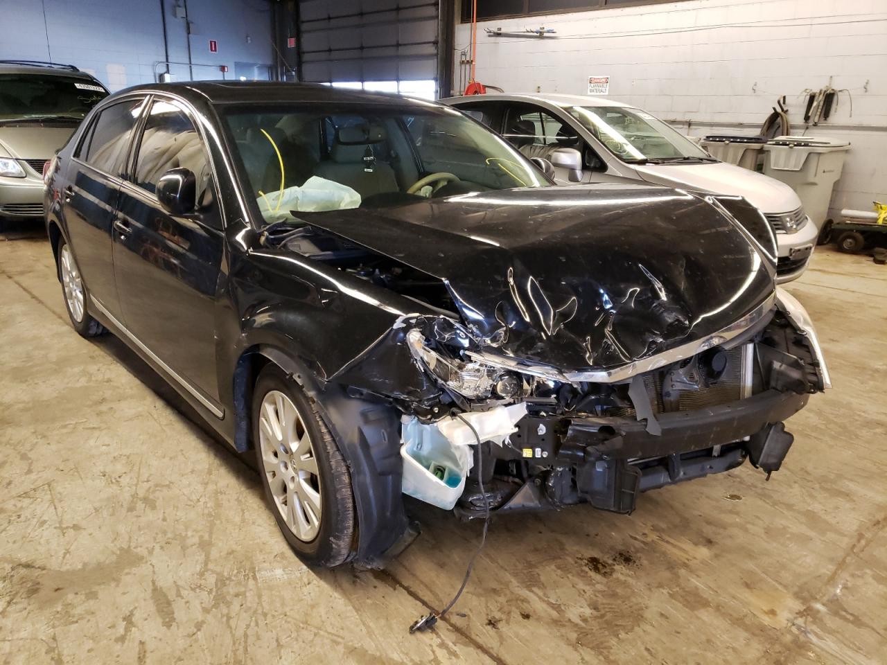 TOYOTA AVALON BAS 2012 с VIN 4T1BK3DB3CU441548 - Фото с аукциона
