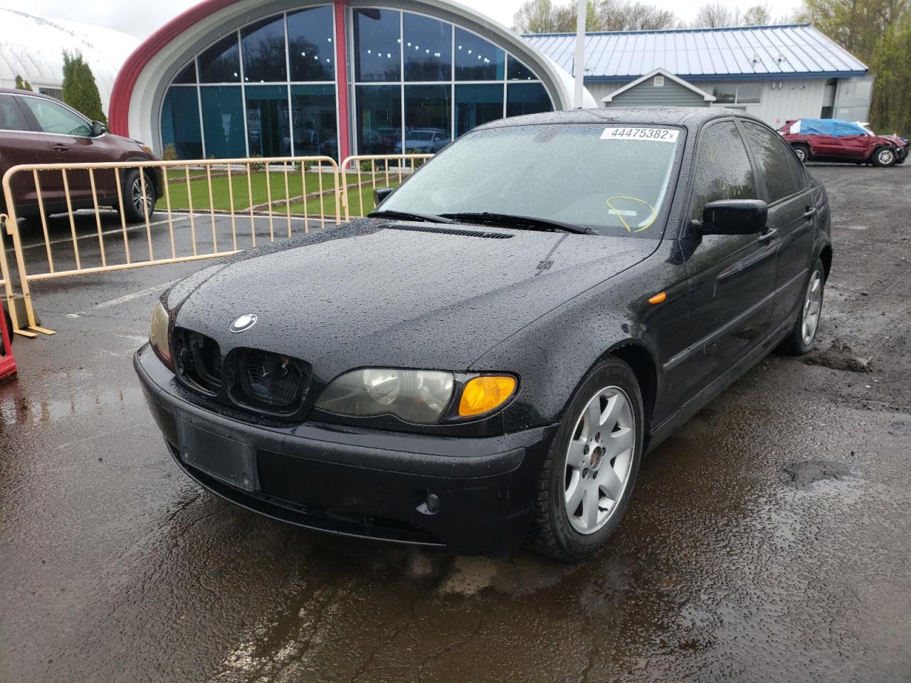 Photo 2 from auction – 2005 BMW 325 I with VIN WBAEV33475KX13431