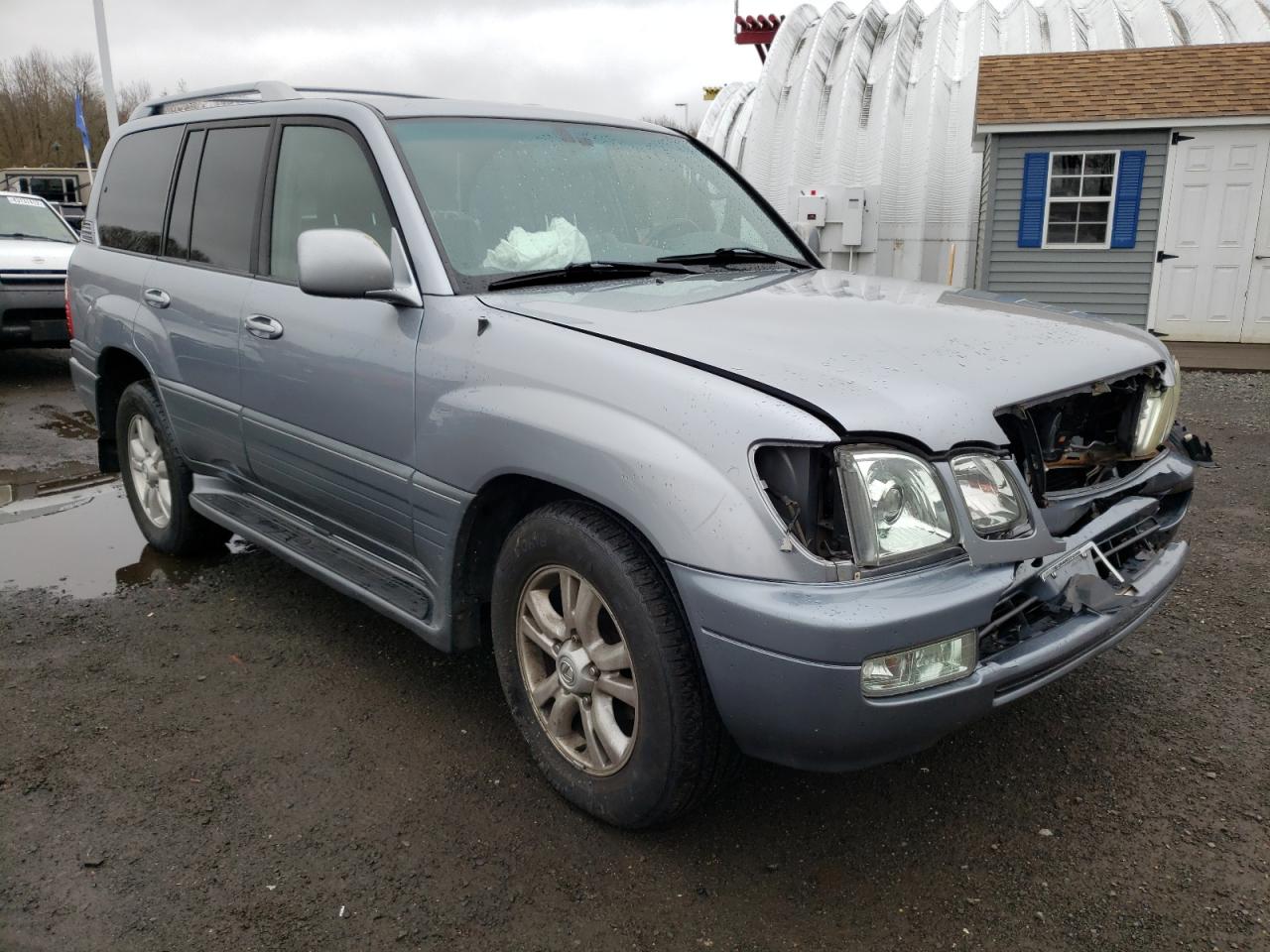 LEXUS LX 470 2004 with VIN JTJHT00W743537934 - Photo from auction