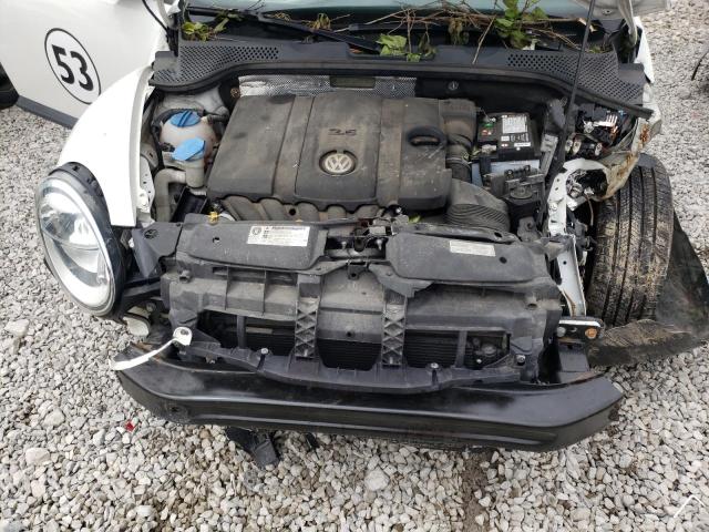 Photo 7 from auction – 2014 VOLKSWAGEN BEETLE with VIN 3VWFP7AT0EM601322