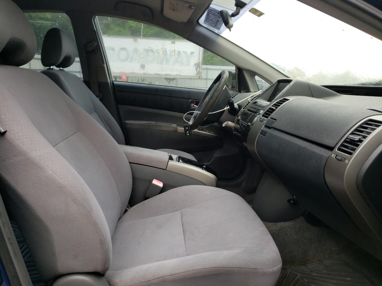 Photo 5 from auction – 2009 TOYOTA PRIUS with VIN JTDKB20U397877944