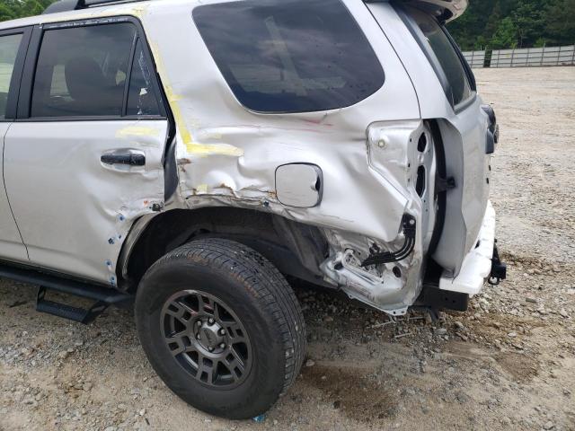 Photo 9 from auction – 2020 TOYOTA 4RUNNER SR with VIN JTEBU5JR2L5794039