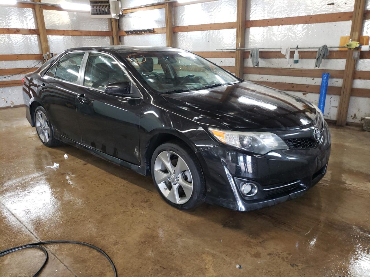 Photo 1 from auction – 2014 TOYOTA CAMRY L with VIN 4T1BF1FK4EU847279