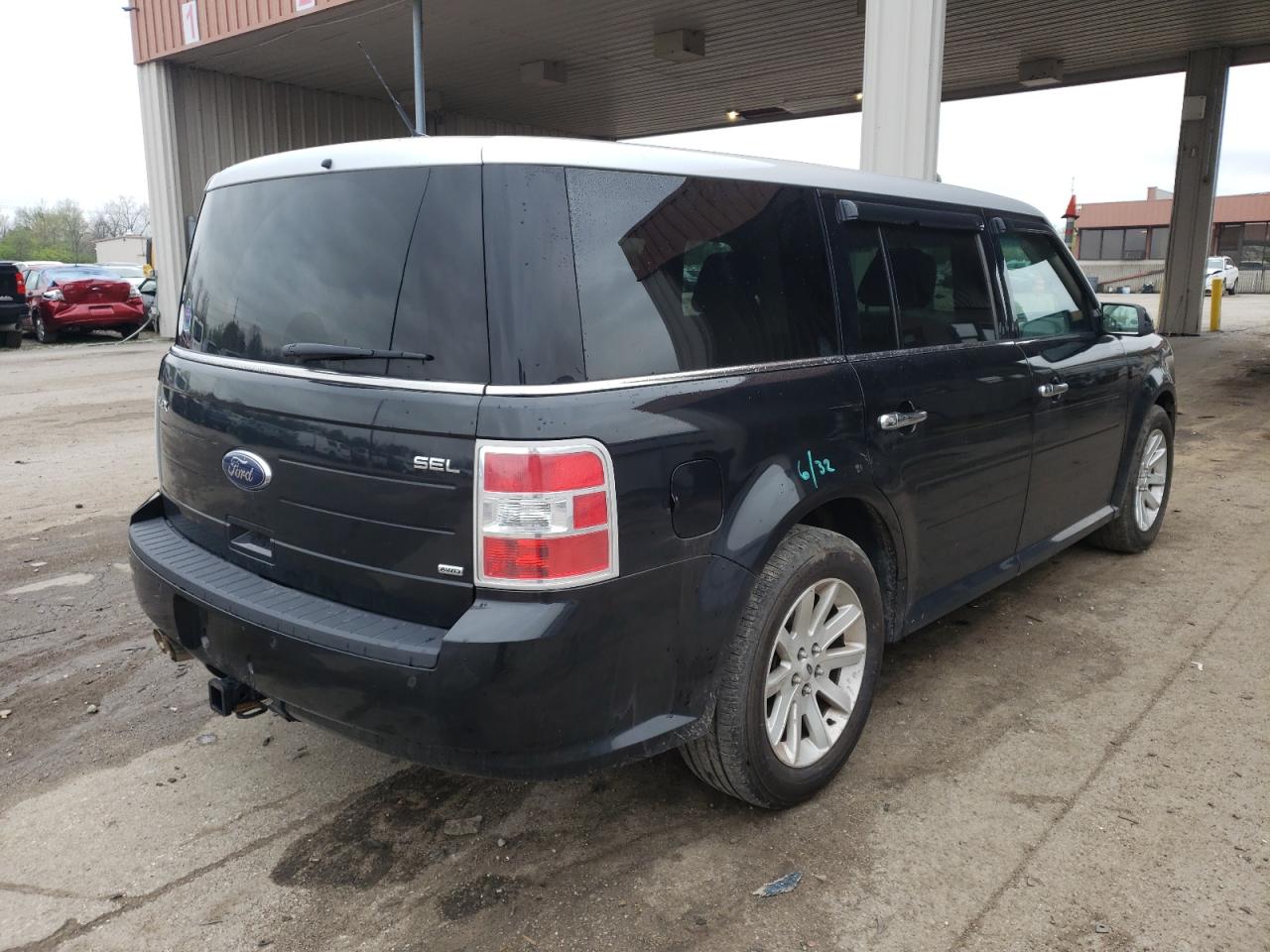 Photo 4 from auction – 2010 FORD FLEX SEL with VIN 2FMHK6CC7ABA50895
