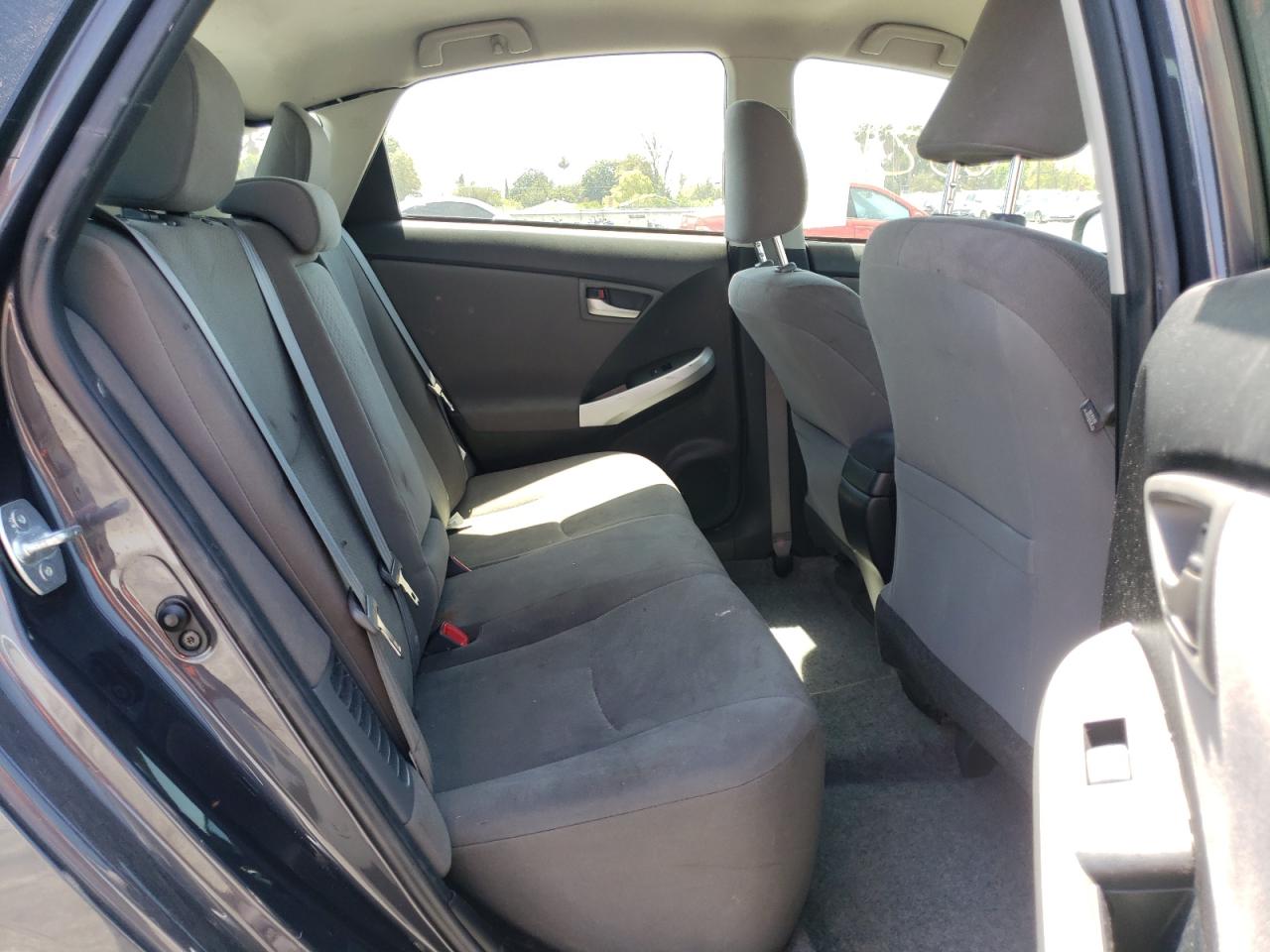 Photo 6 from auction – 2014 TOYOTA PRIUS PLUG with VIN JTDKN3DP7E3058082