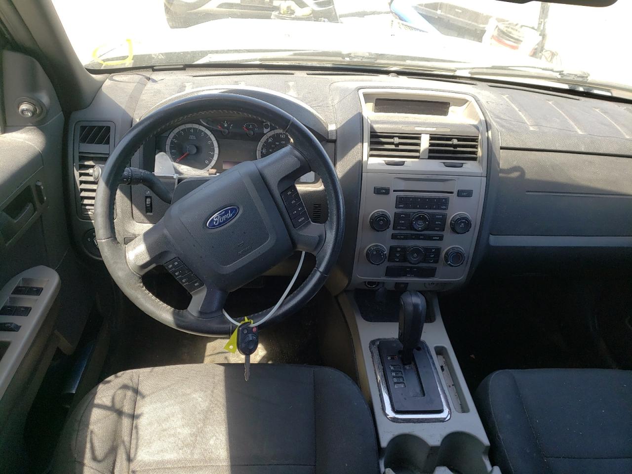 Photo 9 from auction – 2012 FORD ESCAPE XLT with VIN 1FMCU9DG2CKB92670