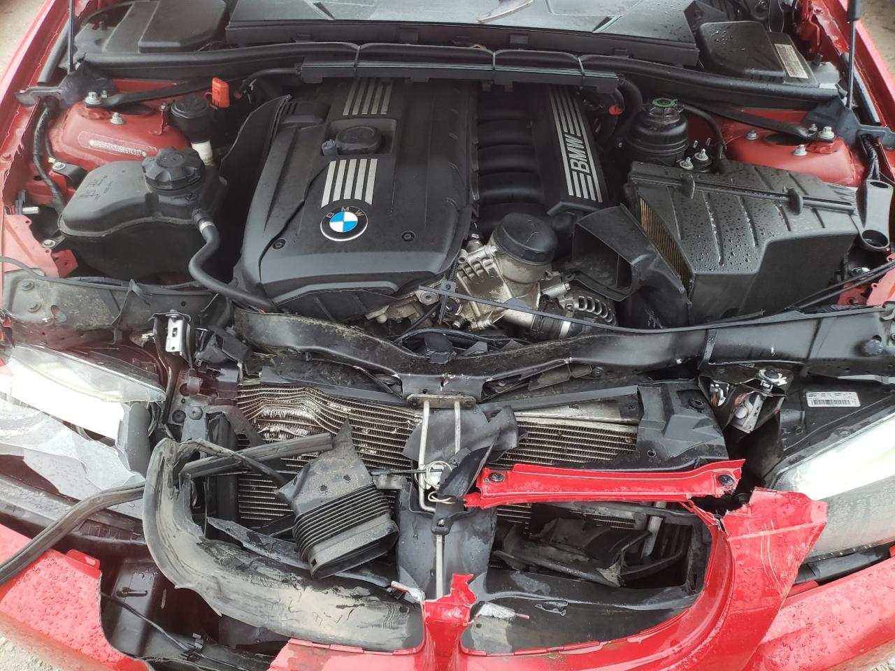 Photo 12 from auction – 2011 BMW 328 I with VIN WBAPH7C52BE674337