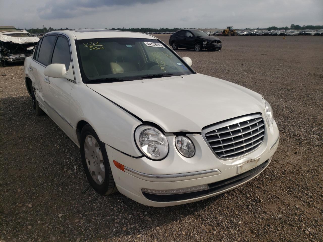 KIA AMANTI 2008 with VIN KNALD125185166300 - Photo from auction