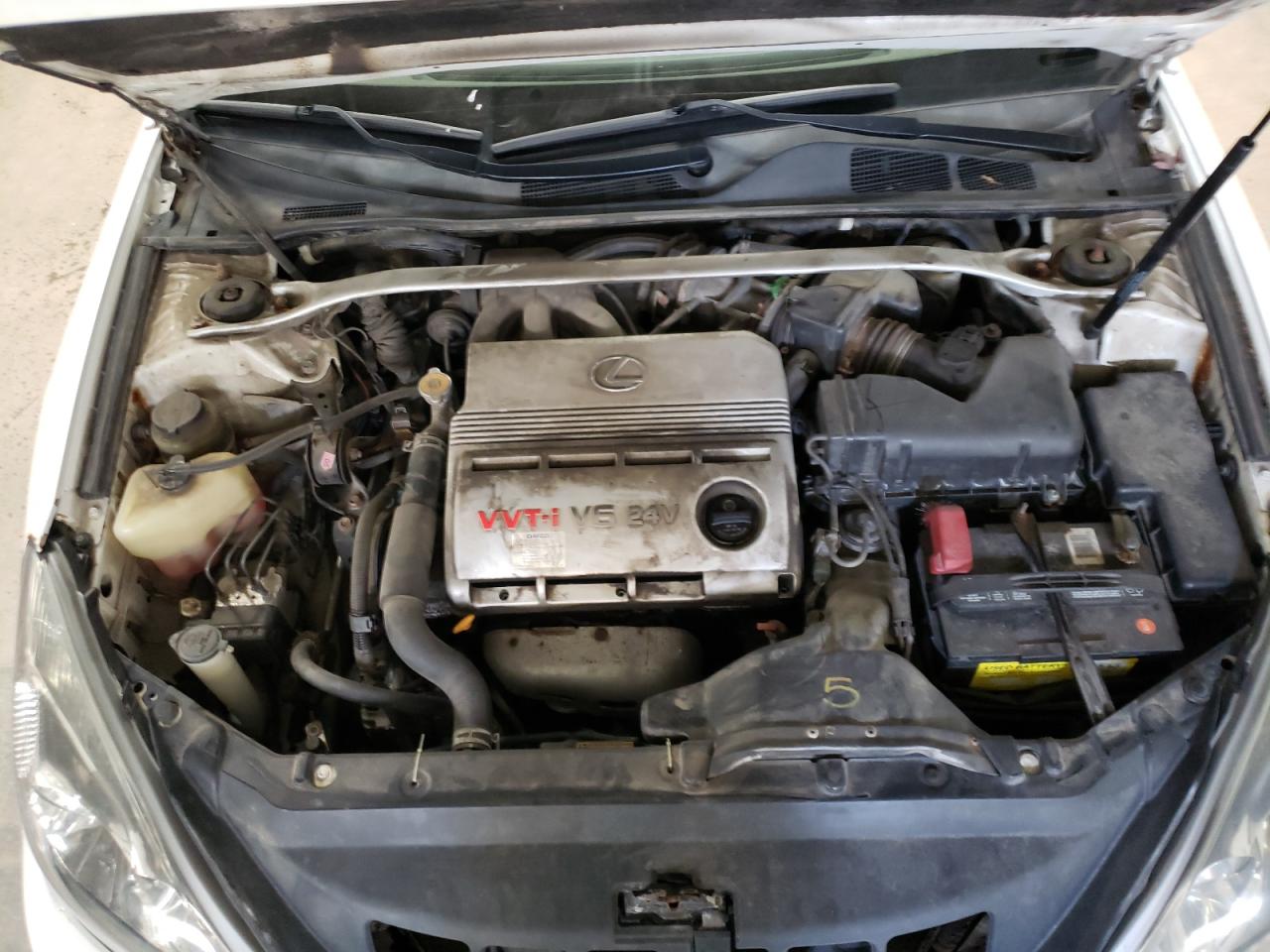 Photo 7 from auction – 2002 LEXUS ES 300 with VIN JTHBF30G625031442