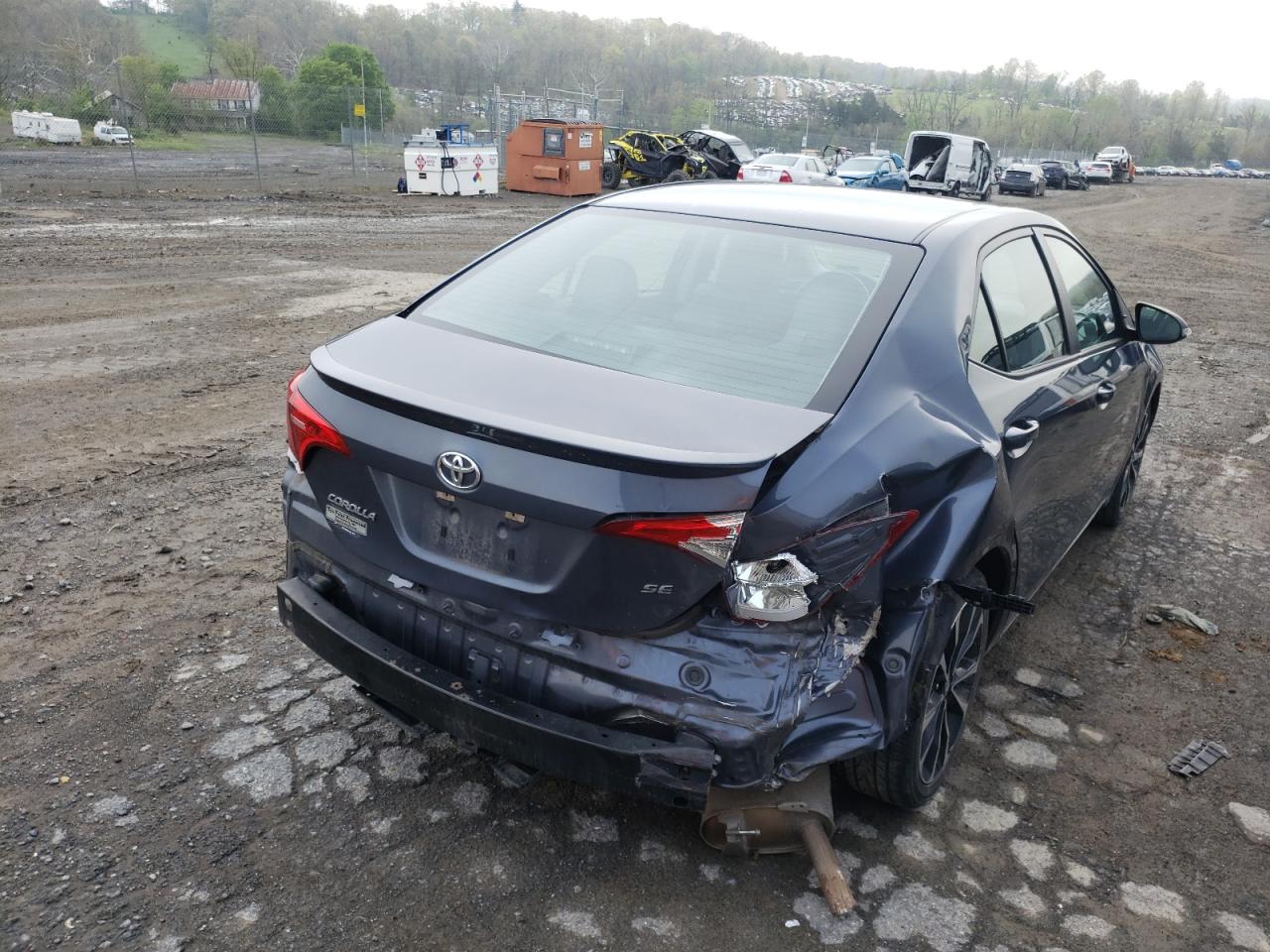 Photo 4 from auction – 2017 TOYOTA COROLLA L with VIN 5YFBURHEXHP585320