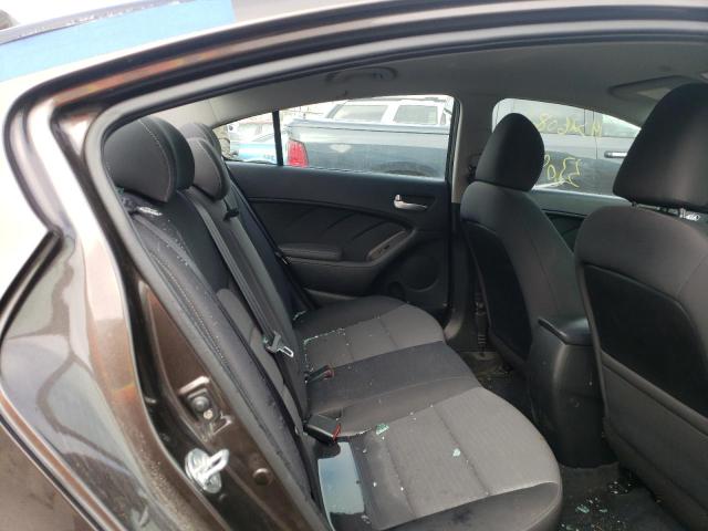 Photo 6 from auction – 2017 KIA FORTE with VIN 3KPFL4A72HE101676