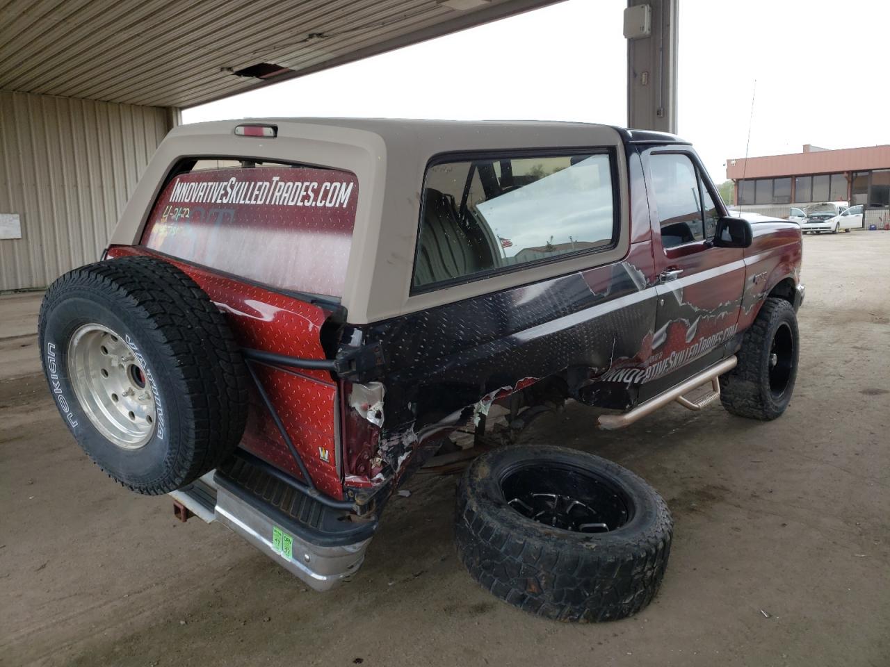 Photo 4 from auction – 1996 FORD BRONCO U10 with VIN 1FMEU15H7TLB07110