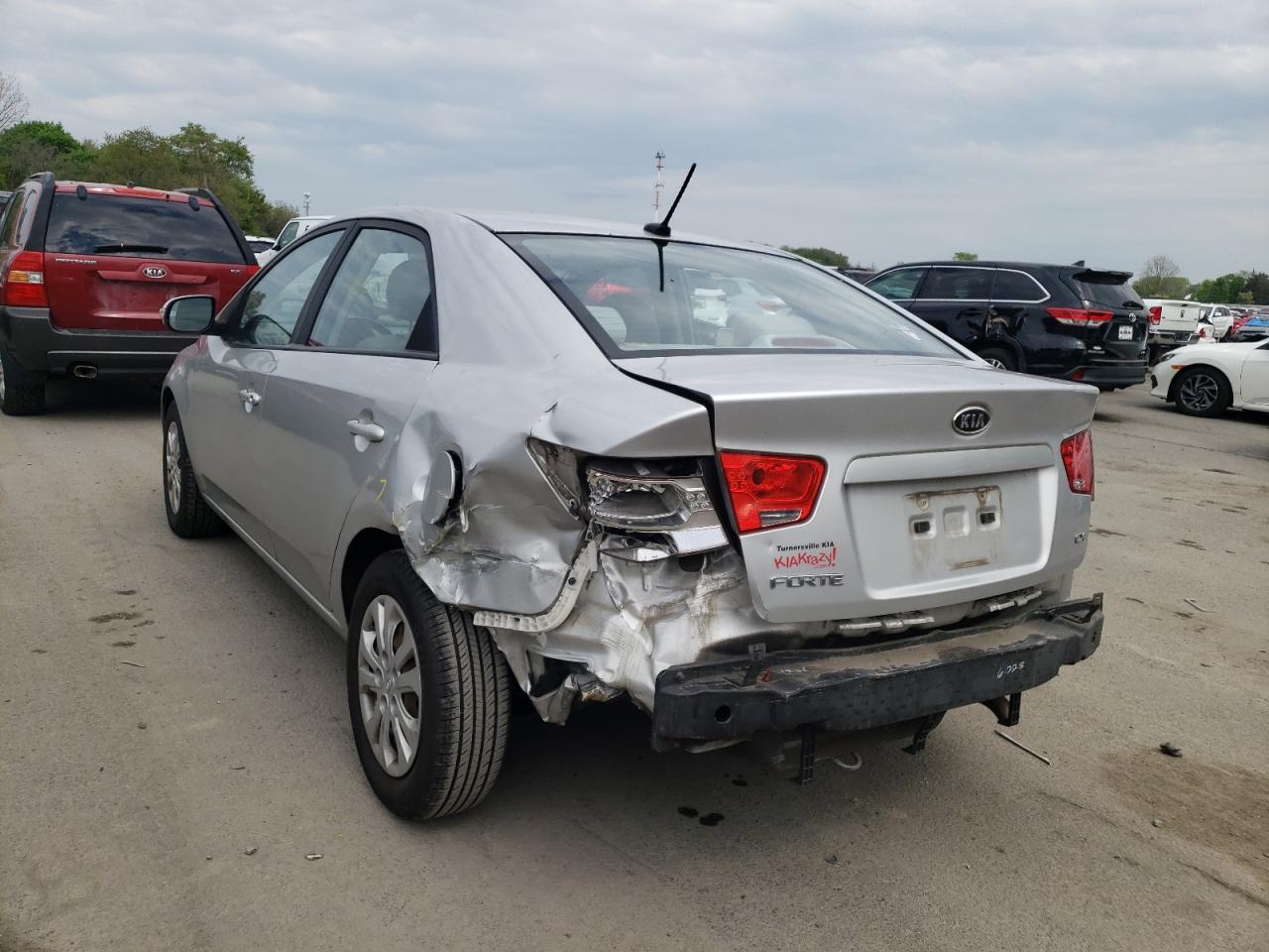 Photo 3 from auction – 2010 KIA FORTE EX with VIN KNAFU4A20A5100669