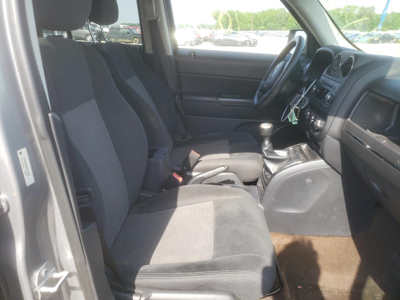 Photo 5 from auction – 2015 JEEP PATRIOT SP with VIN 1C4NJPBB2FD118532