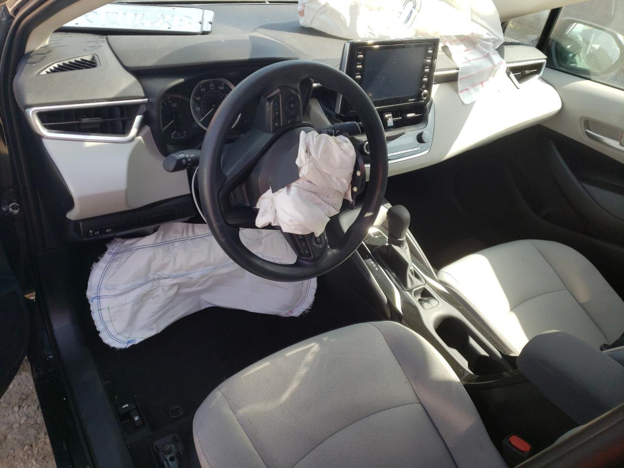 Photo 9 from auction – 2021 TOYOTA COROLLA LE with VIN 5YFEPMAE1MP266741