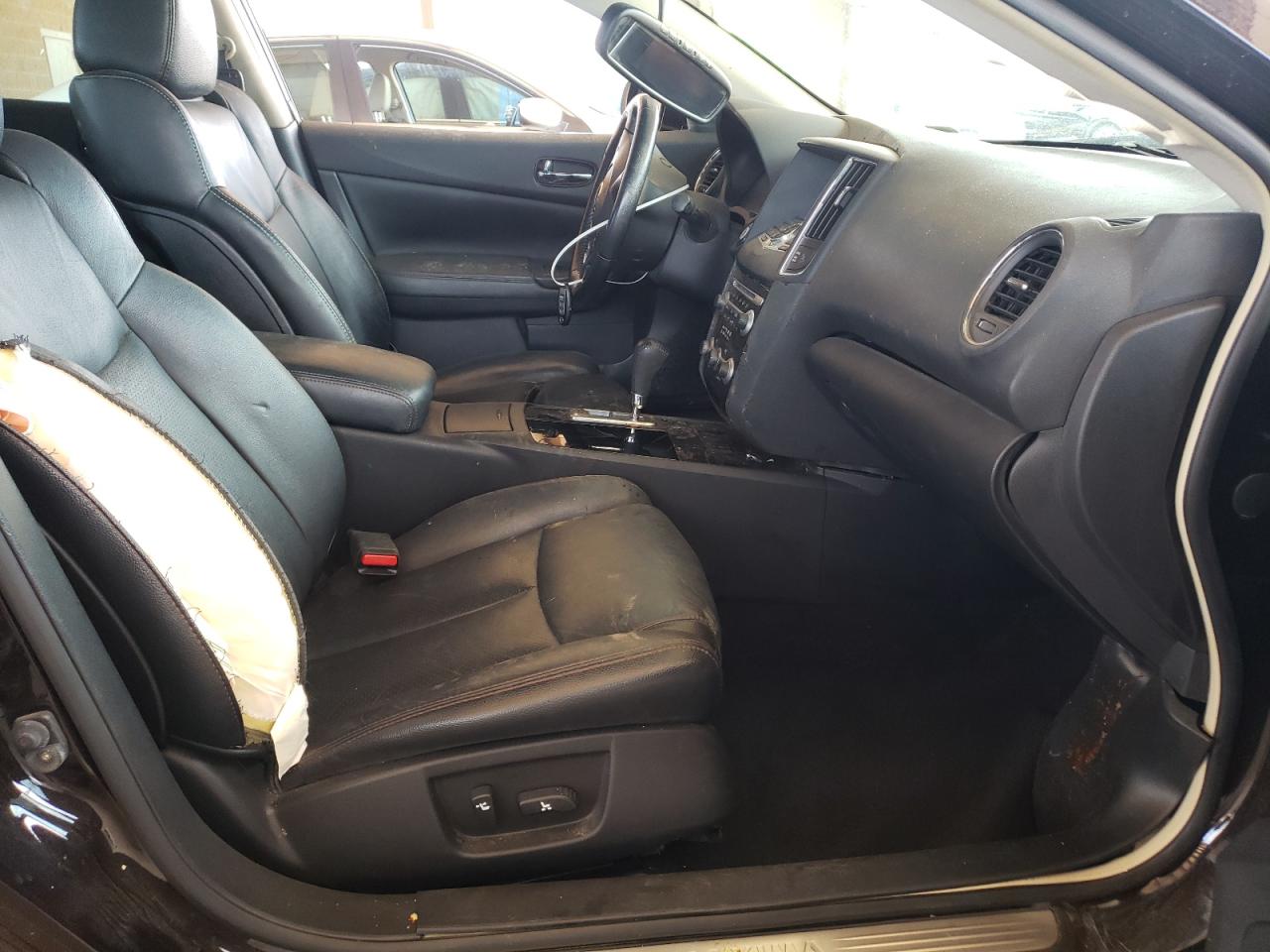 Photo 5 from auction – 2010 NISSAN MAXIMA S with VIN 1N4AA5AP9AC850242