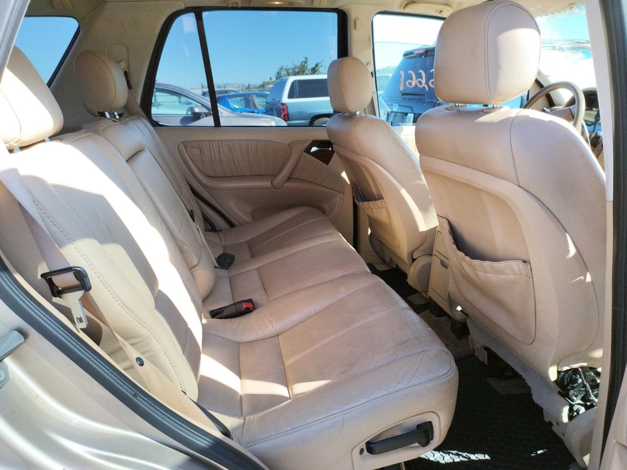 Photo 6 from auction – 2001 MERCEDES-BENZ ML 320 with VIN 4JGAB54E71A248500