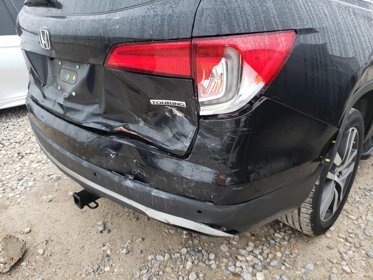 Photo 9 from auction – 2016 HONDA PILOT TOUR with VIN 5FNYF5H96GB060300