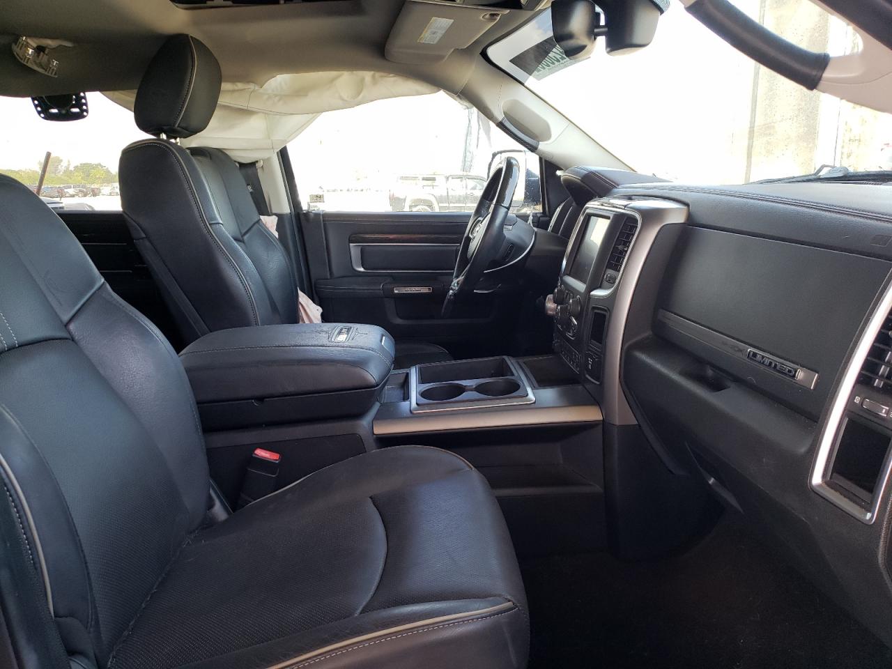 Photo 5 from auction – 2014 RAM 1500 LONGH with VIN 1C6RR7WTXES411691